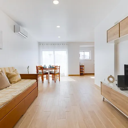 T1 Centre Apartment *